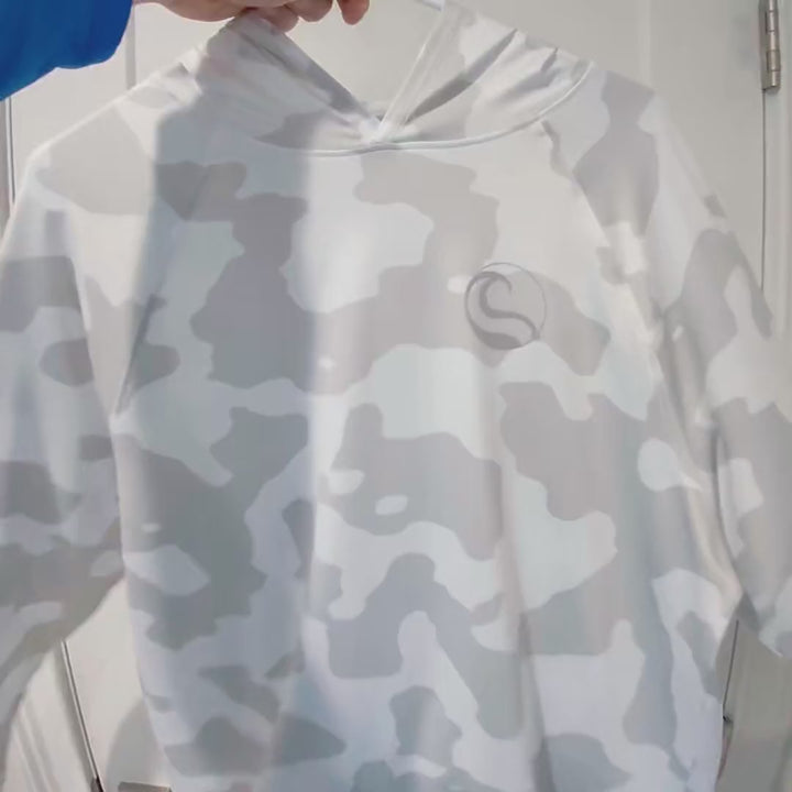 Video of the HOOKSTER Shadow Camo UPF 50+ UV hoodie being worn, clip 2